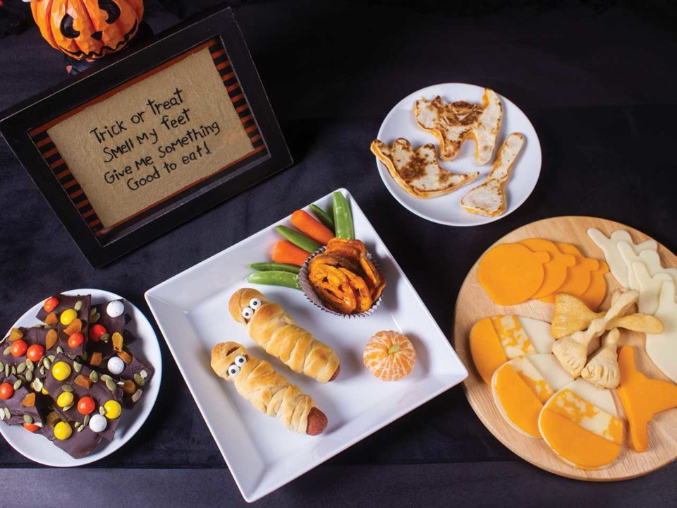 Loving these Halloween sandwich cutters and food picks by the